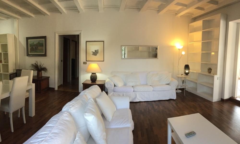 img in gallery