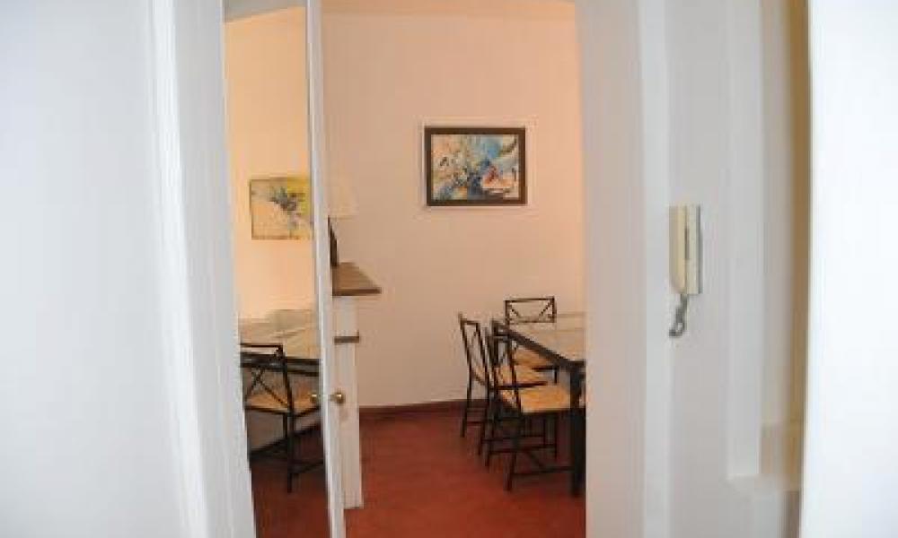 img in gallery