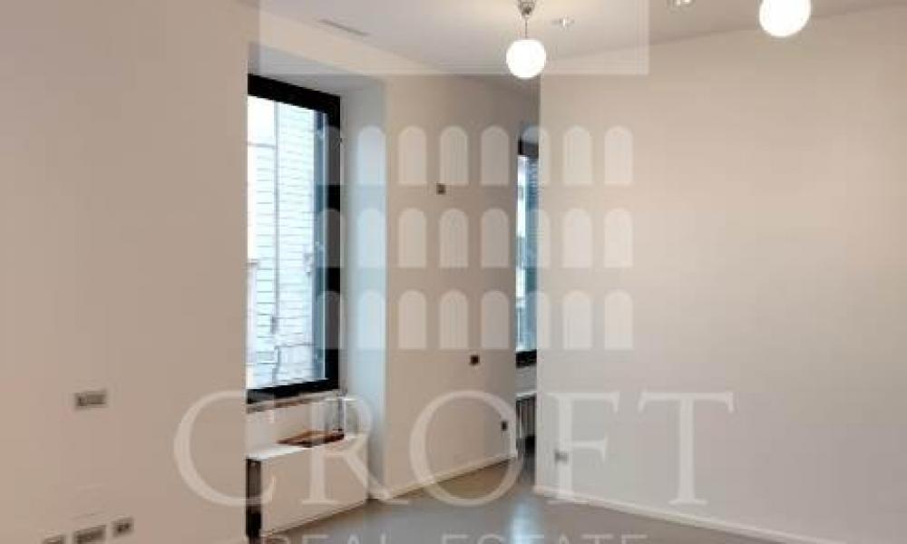 img in gallery