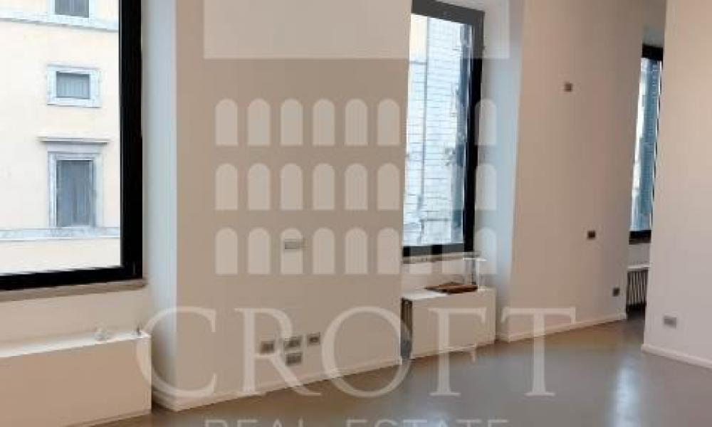 img in gallery