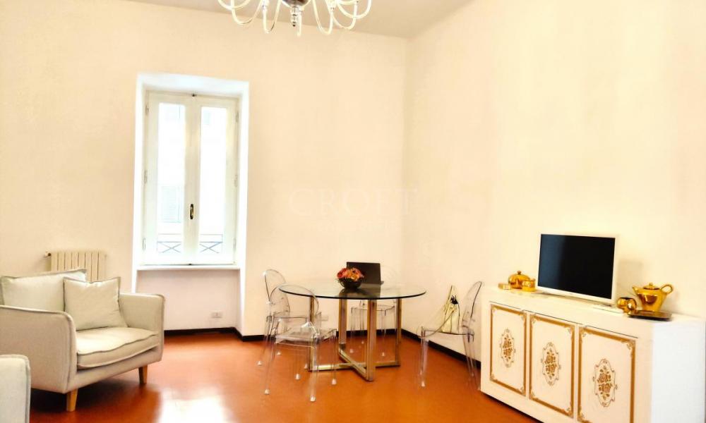 img in gallery
