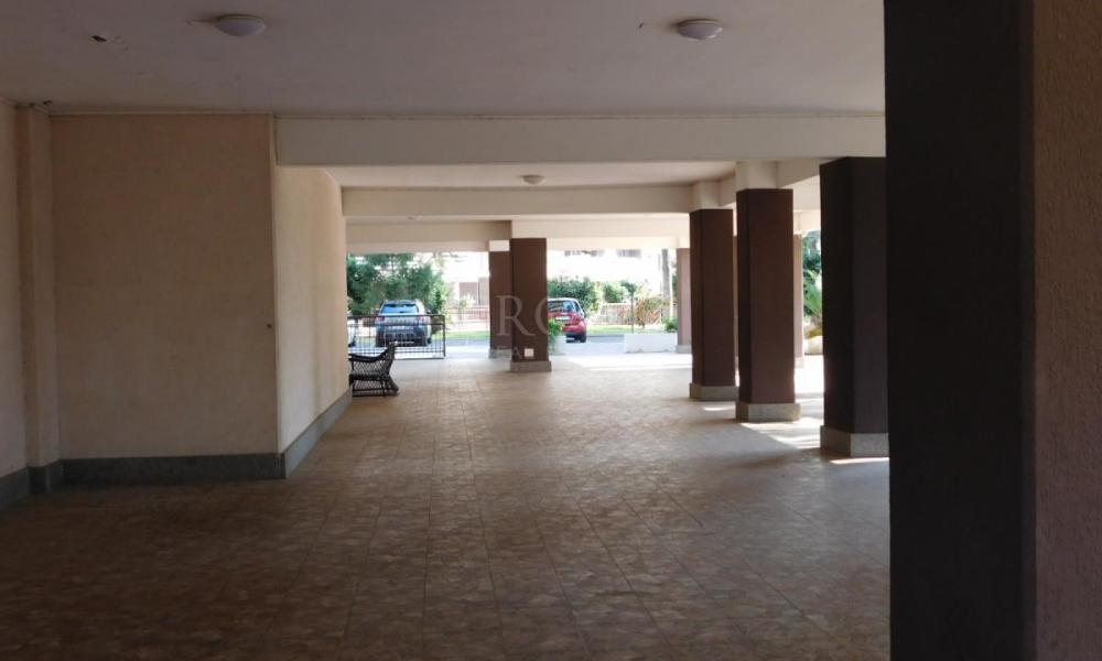 img in gallery