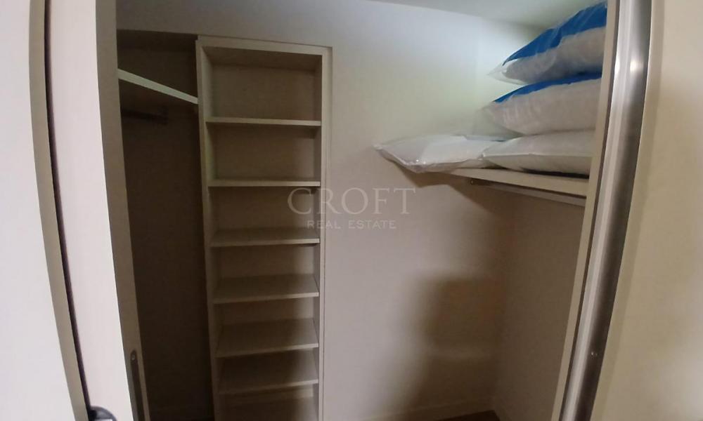 img in gallery