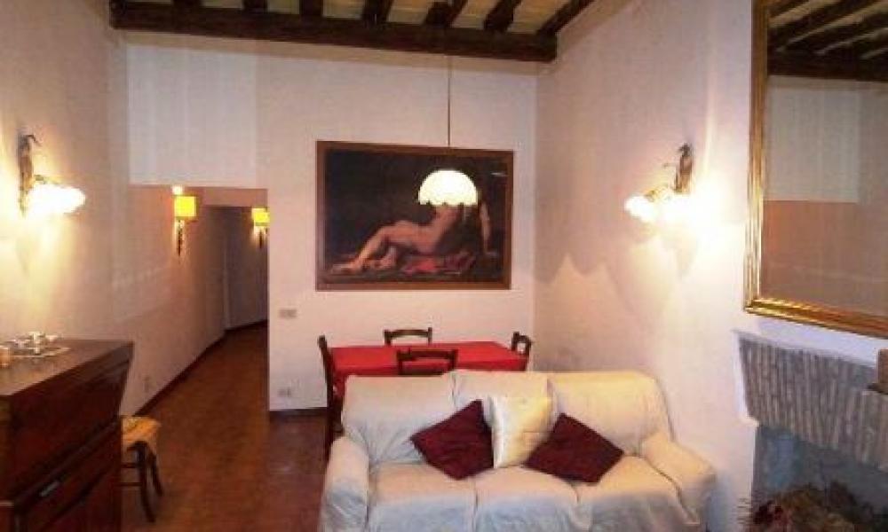 img in gallery