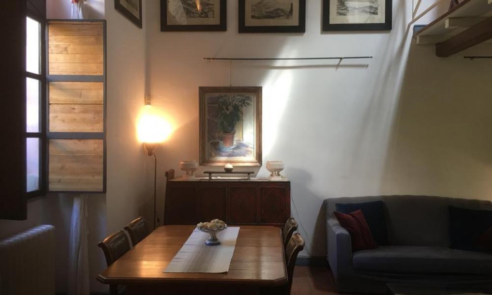 img in gallery